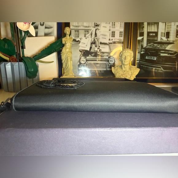 Authentic Prada black Heart with free COA,box❤️🖤❤️ - Picture 11 of 16